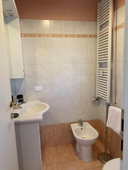 Bright Apt With Views And Terrace Florence Extérieur photo